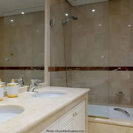Apartment Flat With Garden On The First Line Of The Sea In Puerto Banus